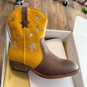 Kids Starry Night Boots - Yellow and Brown